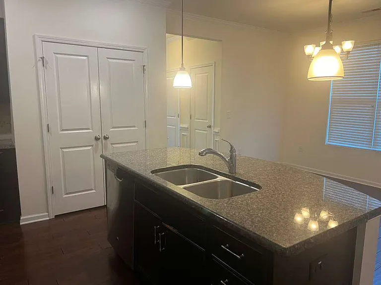 517 Panorama View Loop — Photo 10