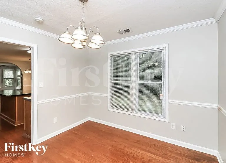 1827 Hickory Creek Ct NW — Photo 5