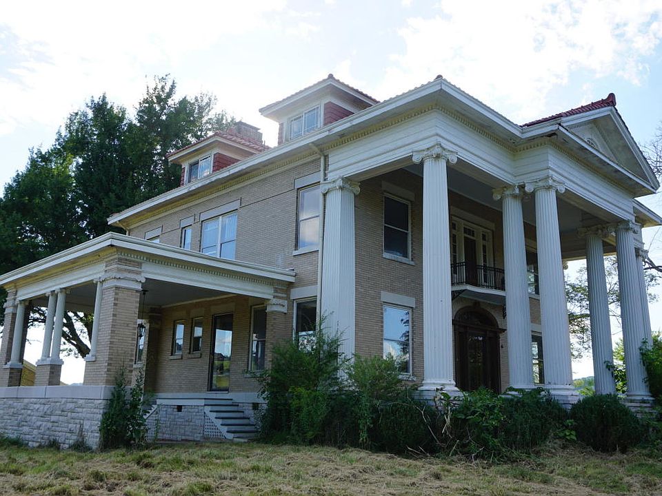 809 Dry Gap Pike, Knoxville, TN 37918 Zillow