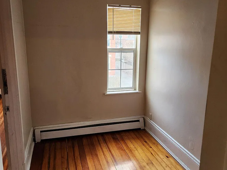 Fernboro St — Photo 6
