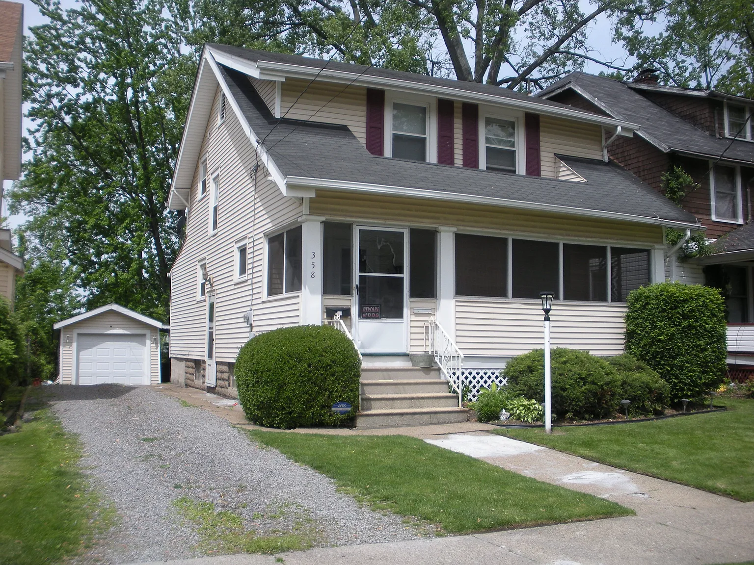 358 Homewood Ave SE photo 1