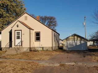 710 2nd St, Gibbon, NE 68840