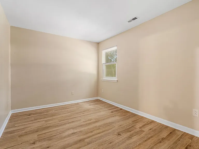 4117 Rainbow Dr — Photo 14