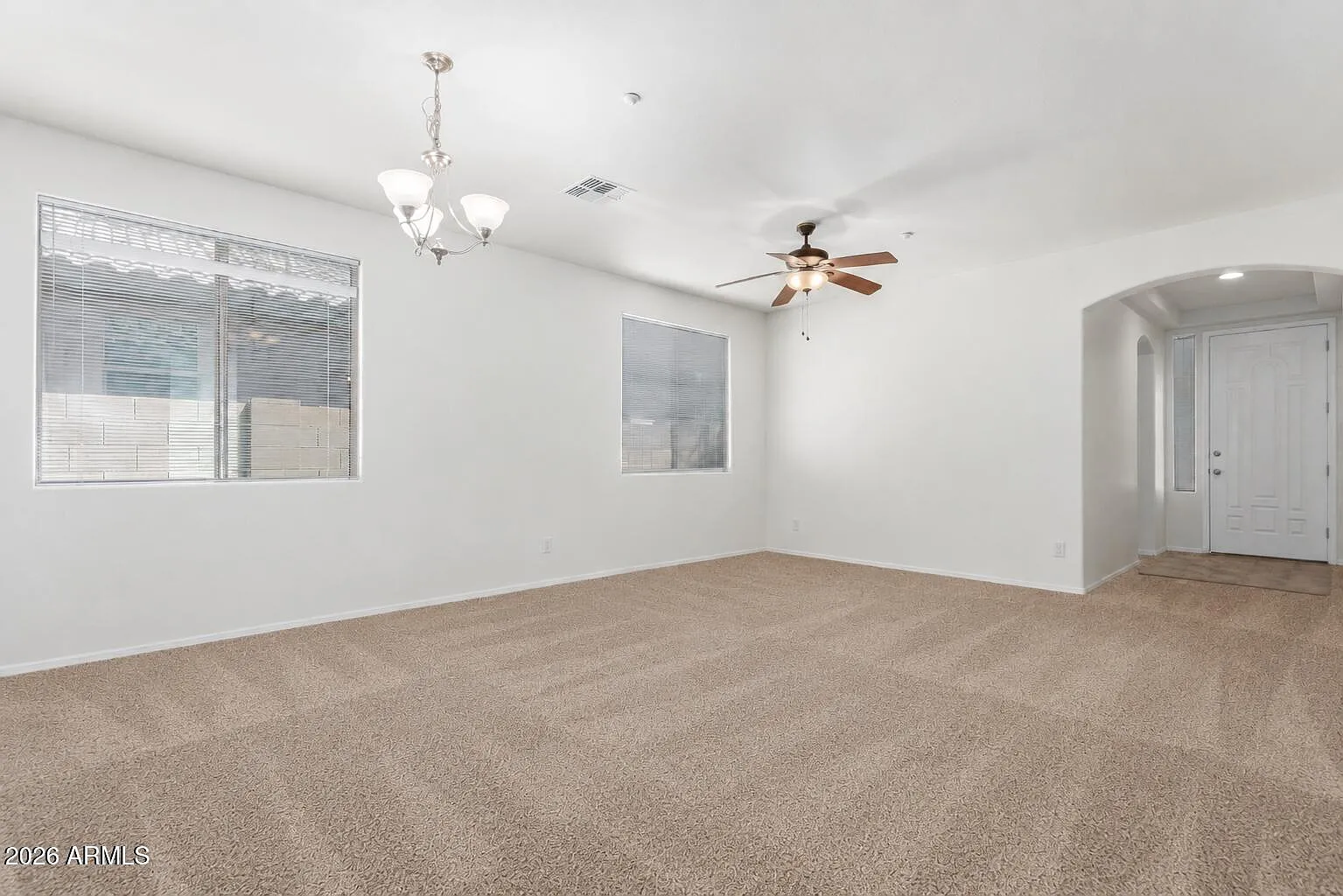 4 bed, 3.0 bath, 2160 sqft, $2,200 — Photo 4