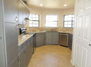 806 S Elm St, Kemp, TX 75143