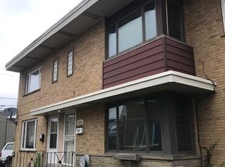 4848 Louise St APT C, Skokie, IL 60077