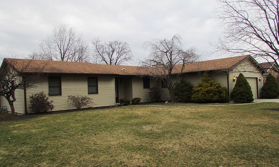 1st image of 737 Champagne Ave