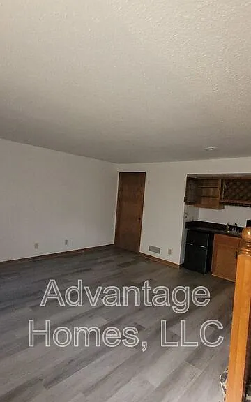 10701 W 115th Ter — Photo 14
