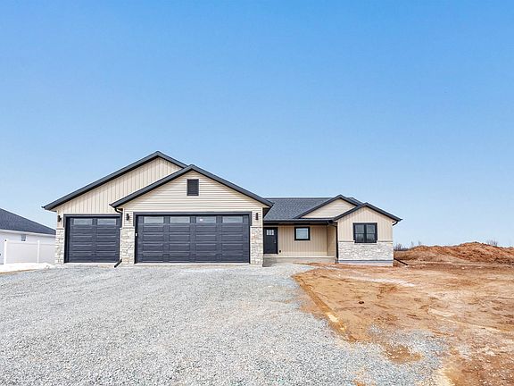 2nd image of 541 Behrendt Park Dr