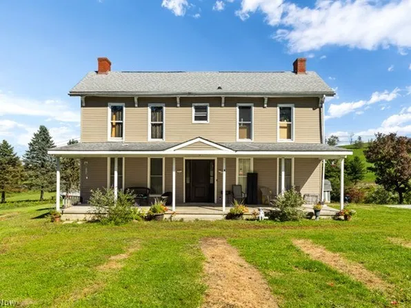 47105 Watson Rd, Saint Clairsville, OH 43950