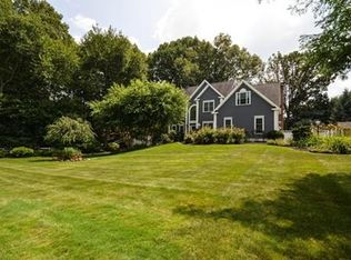 8 Stonegate Cir, Grafton, MA 01519