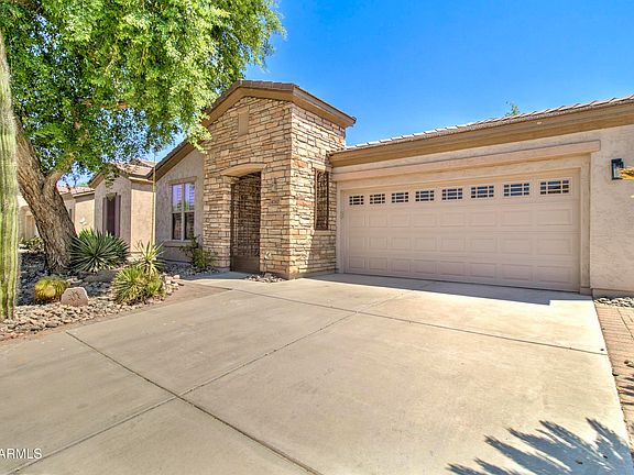 3rd image of 4747 E BLUE SPRUCE Lane