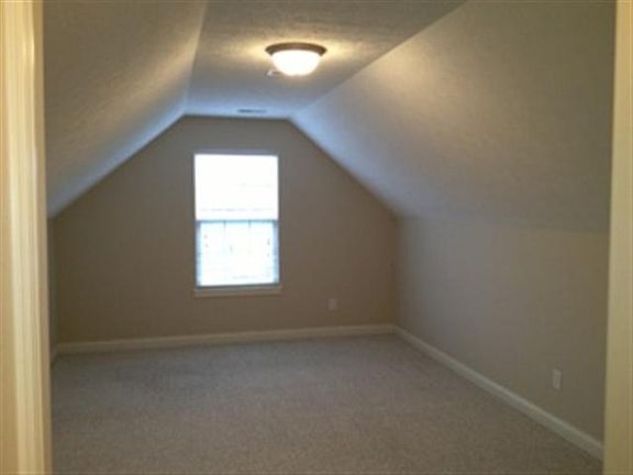 4th image of 4500 S Woodland Dr