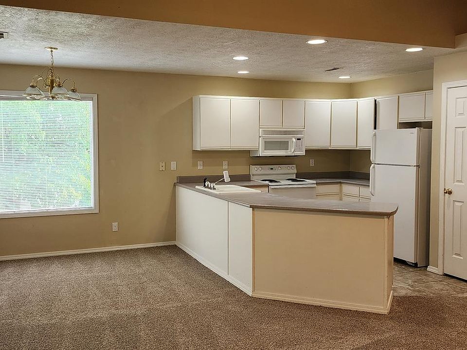 1st image of 102 E Boise Ave APT 202