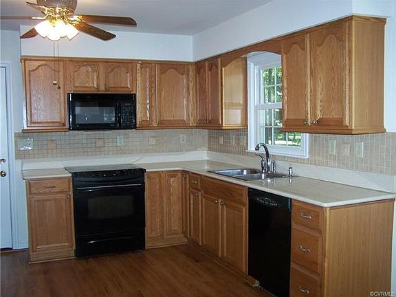 3rd image of 10211 Guenevere Ct
