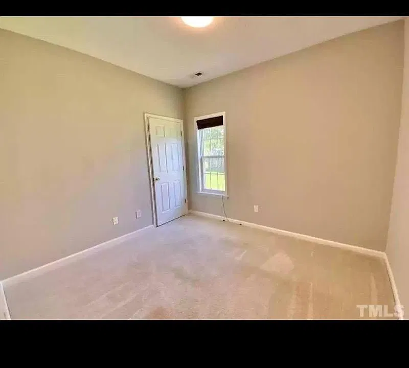 5313 Sahalee Way