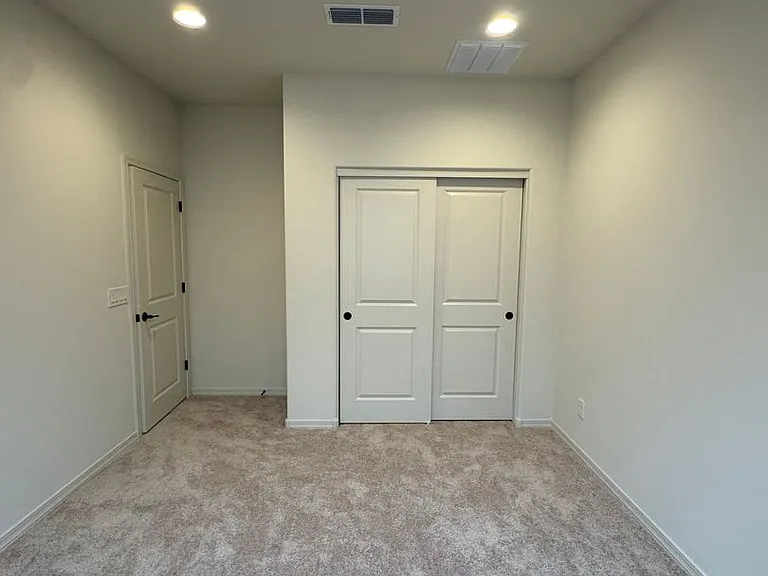 17156 W Smoketree Dr — Photo 32