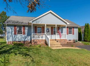 2209 Mosley St, Waynesboro, VA 22980