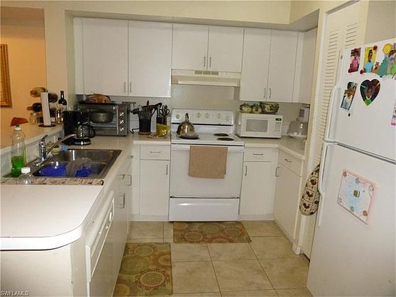 3rd image of 1185 Wildwood Lakes Blvd APT 105