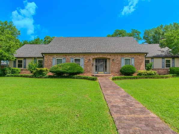 101 Cherry St, England, AR 72046