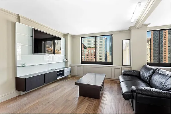 Sold by LG Fairmont Group | media 2