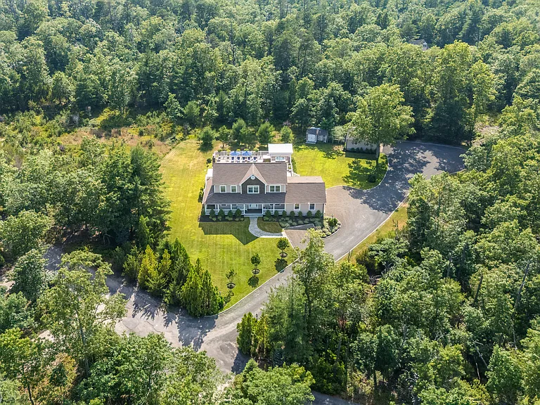 641 Little Bird Rd — Photo 22