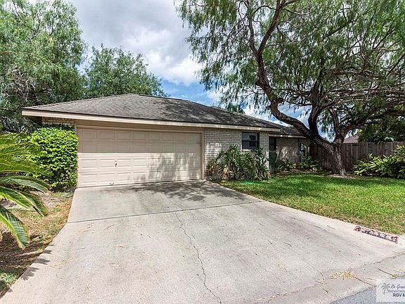 3rd image of 1604 Knobhill Dr