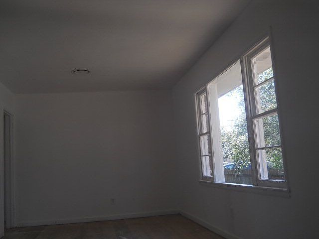 2nd image of 2508 Sharp Ave