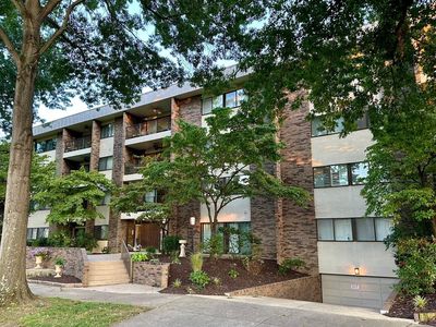 933 12th Ave APT 407, Huntington, WV, 25701