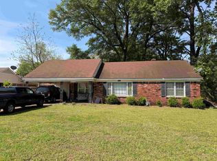 3635 Bishops Bridge Rd, Memphis, TN 38118