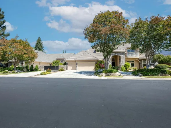 1550 E Starpass Dr, Fresno, CA 93730