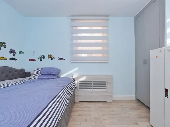 2711 Avenue X image 31 of 39