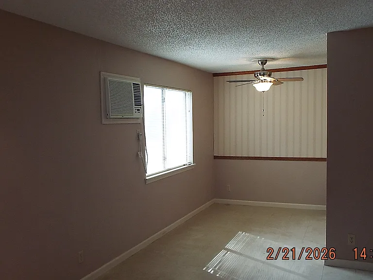 8302 Glen Mont Dr #4 — Photo 3