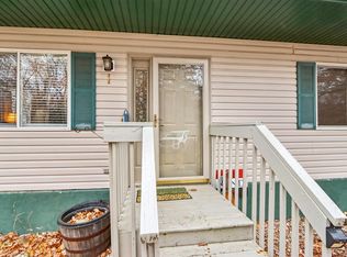 Rocky Glen Condo, Merrimac, WI 53561