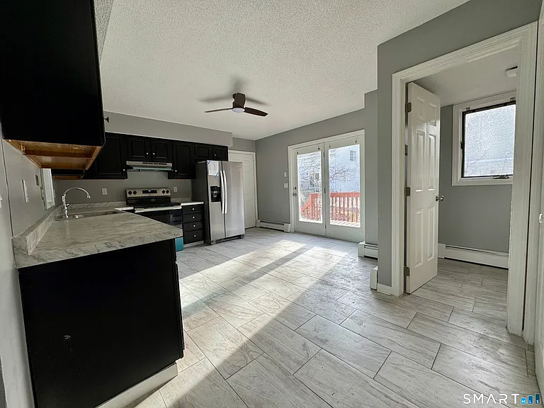 23 Katie Ln — Photo 4