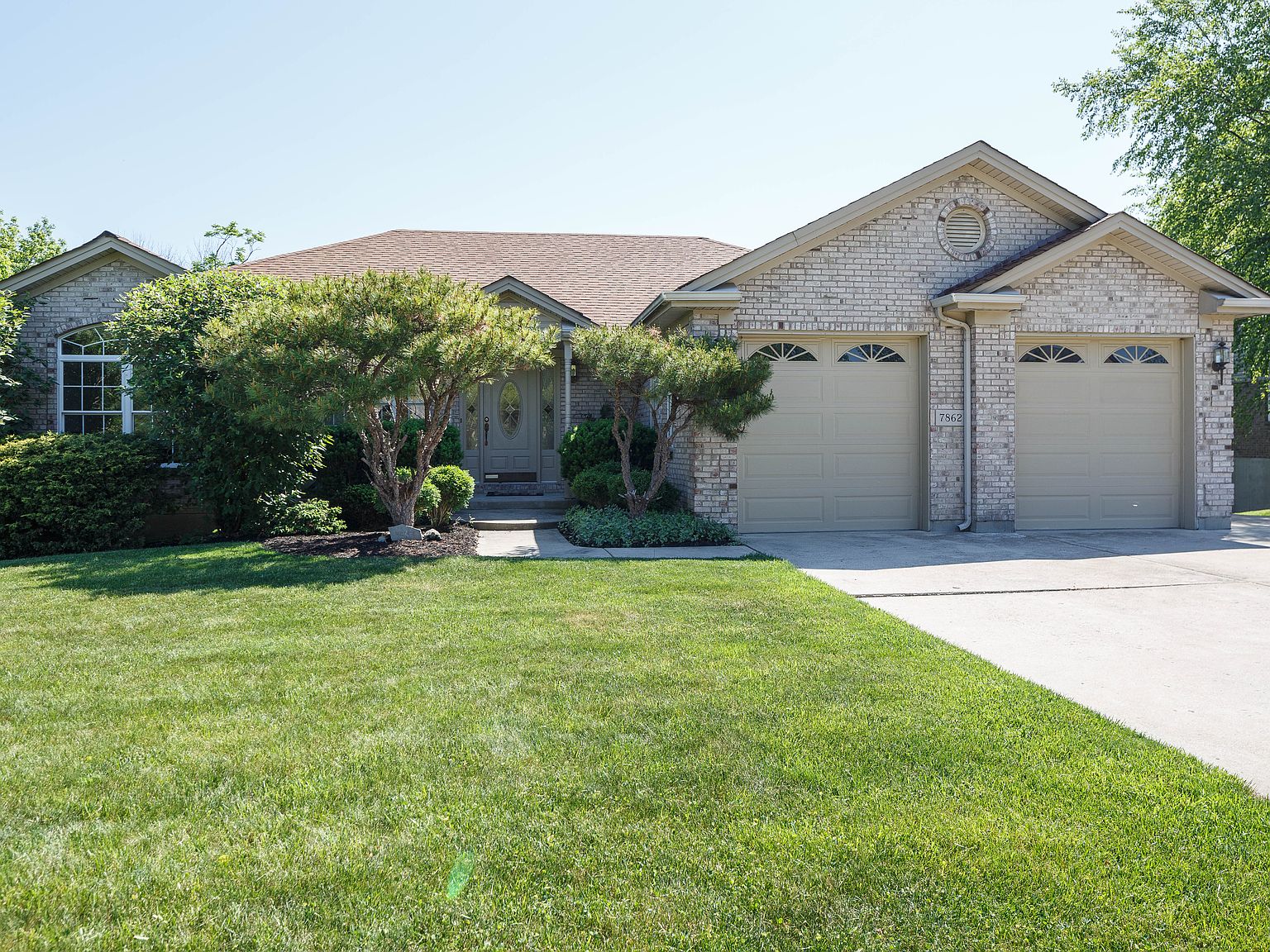 7862 Surreywood Dr, North Bend, OH 45052 Zillow