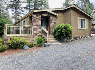 60893 Duke Ln, Bend, OR 97702