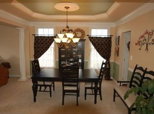 25920 Stinger Dr, Chantilly, VA 20152