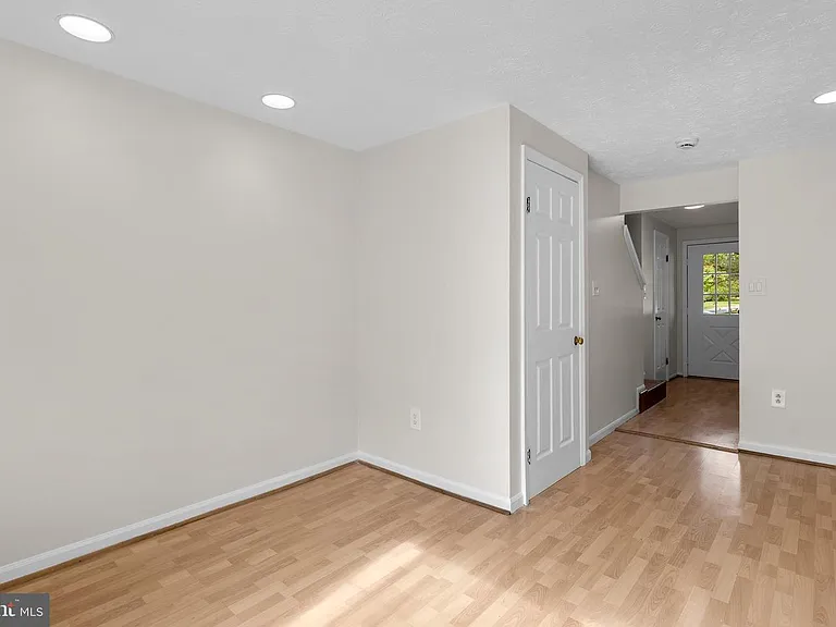 14205 Castlemoor Ct — Photo 30