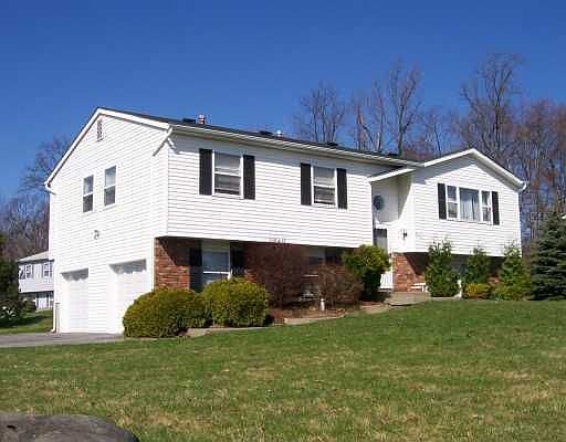 1st image of 400 Plum Ct