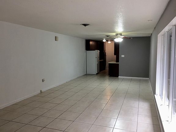4th image of 1201 Wisteria Ave