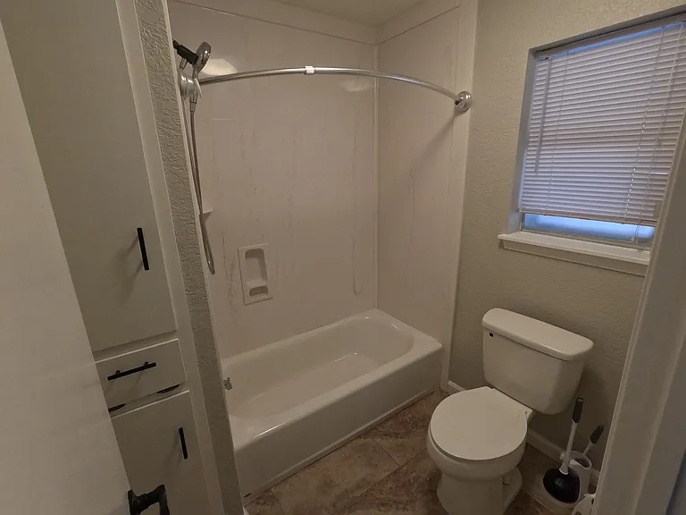 804 Hudler St — Photo 8