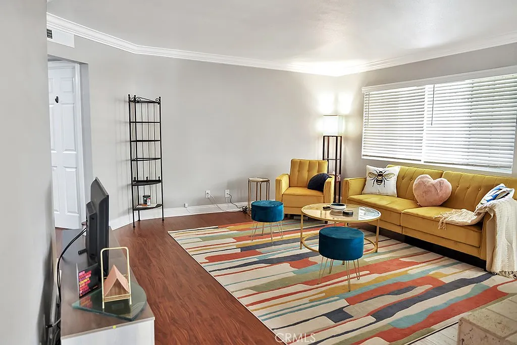 1 bed, 1456 sqft, $1,400 — Photo 2