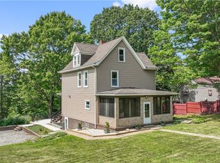 1111 Patriot Ln, Claridge, PA 15623