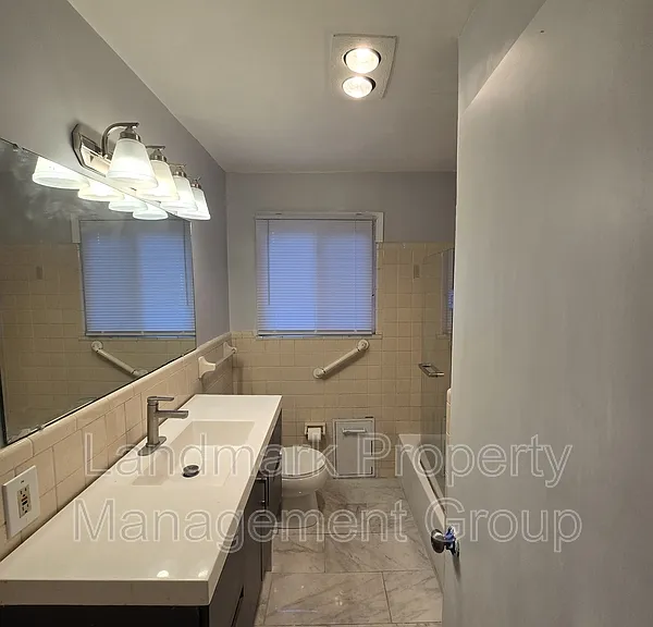 20083 Salem St — Photo 15