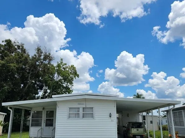 2505 E Bay Dr Lot 36, Largo, FL 33771