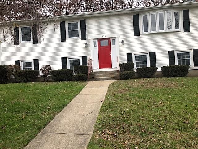 1st image of 120 Pinewood Dr