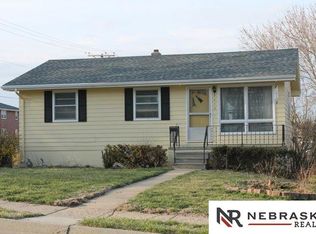 7712 Seymour St, Ralston, NE 68127