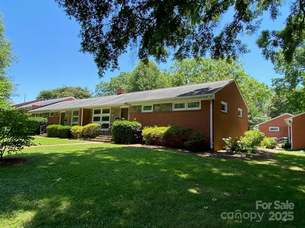 1017 Andover Rd, Charlotte, NC 28211