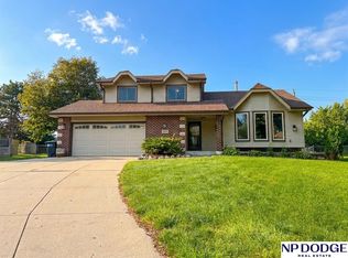 4604 S 154th Avenue Cir, Omaha, NE 68137